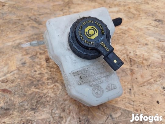 BMW 1 E81 E82  E87 (2005-2011) Fékolaj Tartály