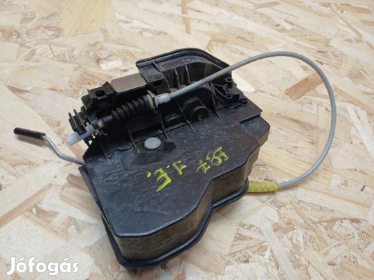 BMW 1 E81 E82  E87 (2005-2011) Jobb Első Ajtó Központizár