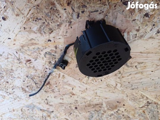 BMW 1 E81 E82  E87 (2005-2011) Tolatóradar Hangszóró