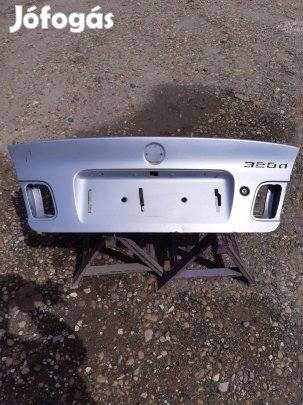 BMW 320D E46 Csomagtér Ajtó