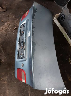 BMW 320D E46 Csomagtér Ajtó