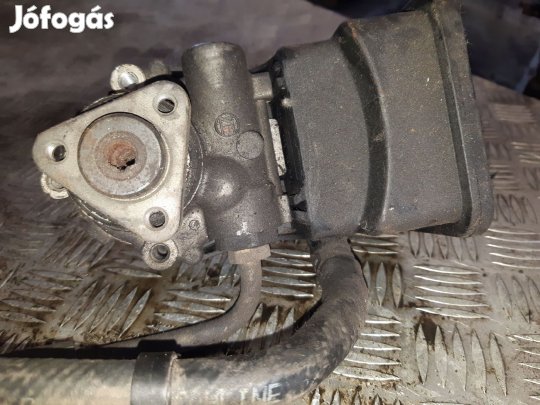 BMW 320D E46 Kormányszervó Szivattyú + Szervó Tartály