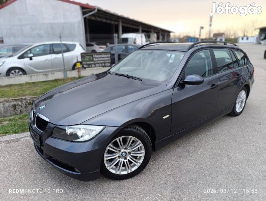 BMW 320d Touring 163LE. Panoráma tető. dupla di...