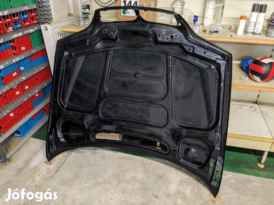 BMW 330 E46 E46 facelift sedan motorháztető