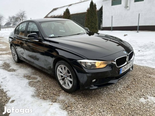 BMW 3-AS Sorozat 318d (Automata)