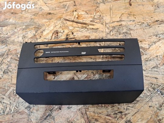 BMW 3 E90/91 (2007-2013) Rádió Takaró Keret