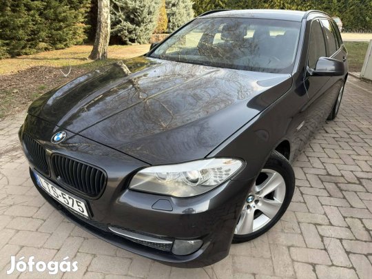 BMW 520d Touring Ülésfűtés.nagy navi