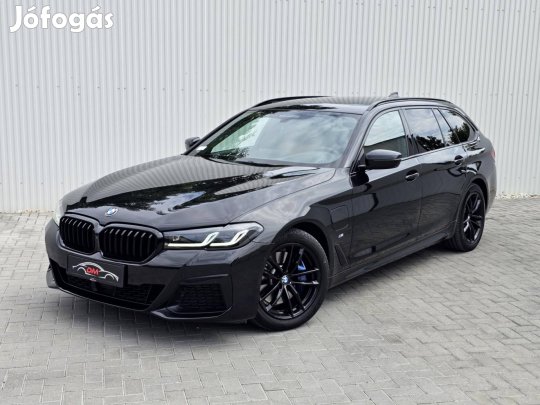 BMW 530e (Automata) Navi.Carplay.360 Kamera.PAN...