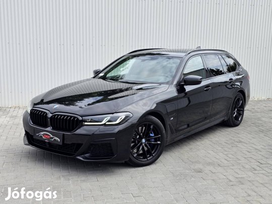 BMW 530e (Automata) Navi.Carplay.360 Kamera.PAN...