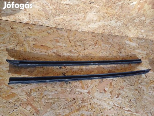 BMW 5 E60/61 (2003-2009) Első Szélvédő Díszléc Pár