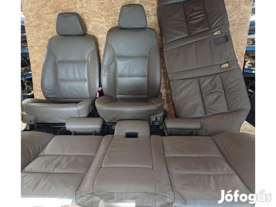 BMW 5 E60 (2003 2009)  Barna Bőr Ülés Garnitúra Ajtókárpittal