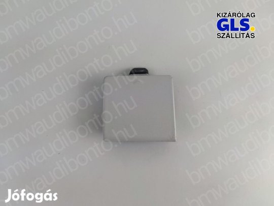 BMW 5 Touring (F11) Hátsó vonószemtakaró fedél (7906328)