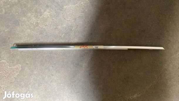 BMW 5. ajtó feletti díszléc 51357199781 eladó