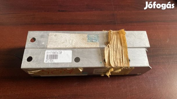 BMW 5. első lökhárító tartó jobb és bal 51117158873 - 51117158874