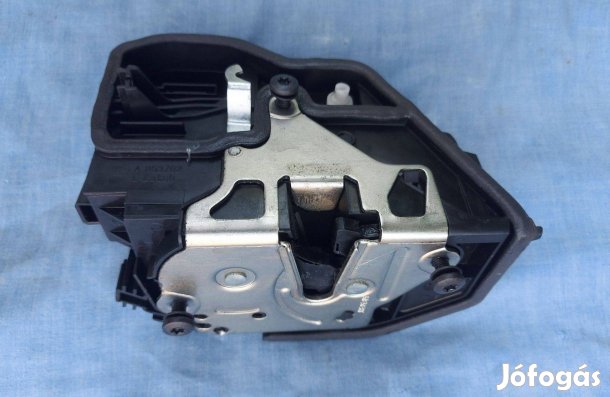 BMW 5-ös, E60,E61,F10,F11,F07,X1,E84,X3,F25,X5,E70 jobb első ajtózár