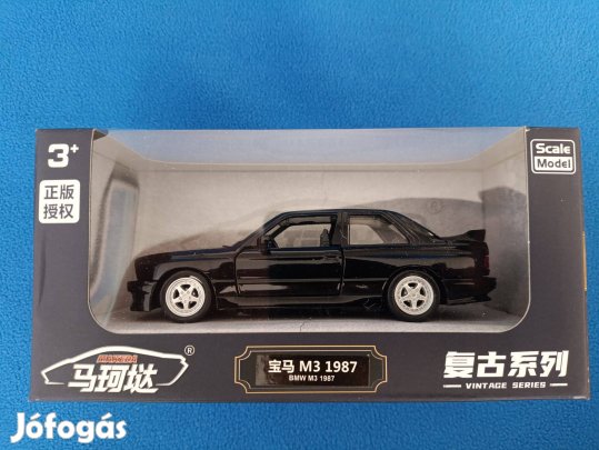 BMW E30 1/36 autómodell