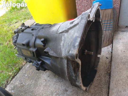 BMW E36 / E46 4 hengeres motorhoz manuál váltó sebességváltó benzines