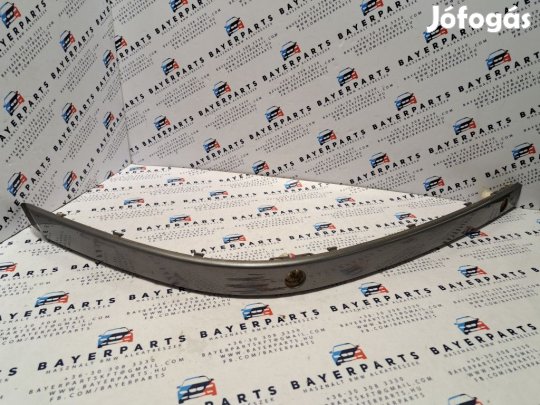 BMW E39 sedan touring jobb első PDC-s lökhárító díszléc műanyag