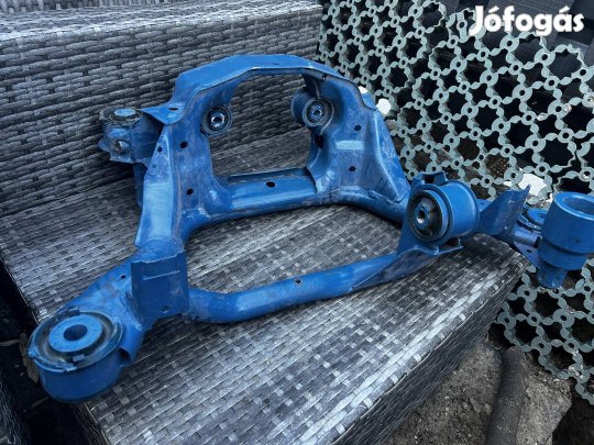 BMW E46 hátsó bölcső