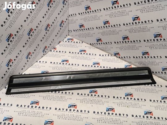 BMW E46 jobb első króm küszöbbelépő küszöb belépő takaró