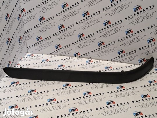 BMW E46 touring fekete bal hátsó lökhárító díszléc - kis hibával