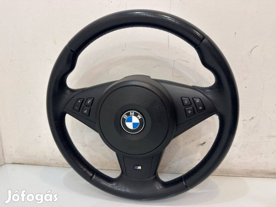 BMW E60 E61 E63 gombos M csomagos kormány