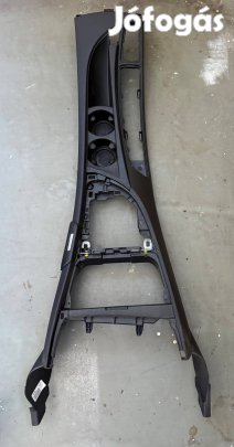 BMW E8x 1-es sorozathoz pohártartós fekete közepkonzol eladó