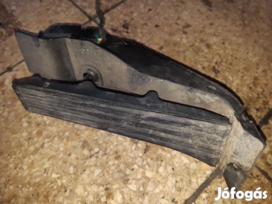 BMW E90 Elektromos Gázpedál