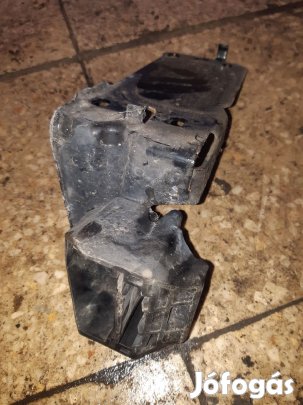 BMW E90 Jobb Első Lökhárító Tartó