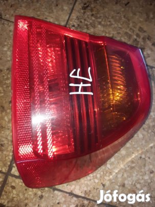 BMW E90 Jobb Hátsó Lámpabúra