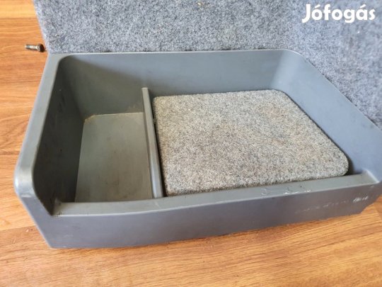 BMW E90 csomagtér tároló szerszám tartó rekesz