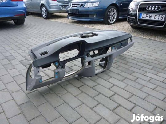 BMW E90 műszerfal