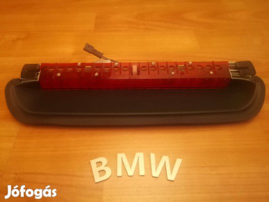 BMW E90 sedan pótéklámpa és H7 fényszóró porvédő kupak