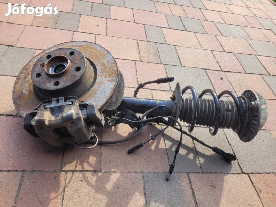 BMW F31 balmelső csonkállvány kerékcsapágy komplett futómű féktárcsa  