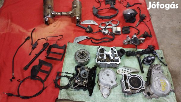 BMW F650GS 99'-maradék bontott alkatrészek