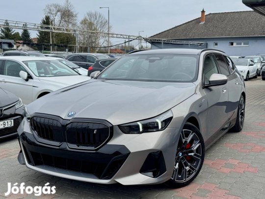 BMW I5 edrive40 81,2kWh Touring.M-Sport Pro Cso...