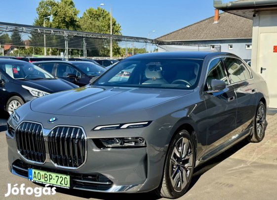 BMW I7 edrive50 101,7kWh Magyarországon vásárol...