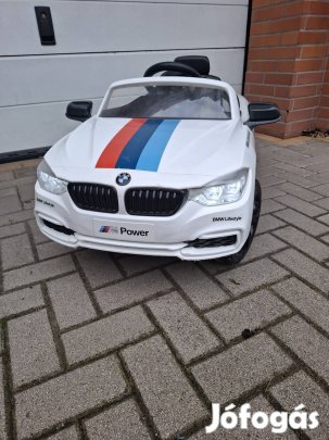 BMW M4 elektromos gyerek kisautó 