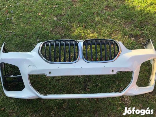 BMW X1 M Sport 2019-től gyári első radaros lökhárító rácsokkal