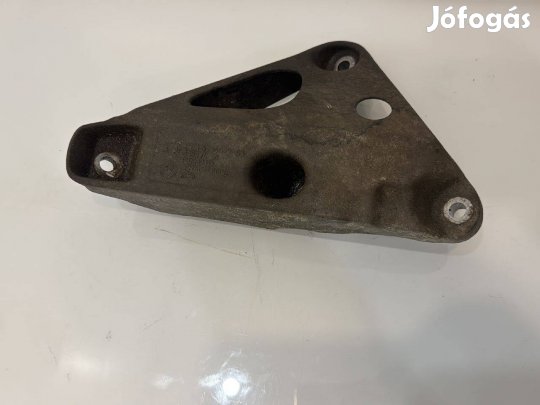 BMW X3 F25 F3x X4 F26 30D N57D30A 258le Bal motortartó bak 22116784829