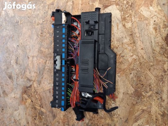 BMW X3  E83 (2004-2010)   Biztosíték Tábla