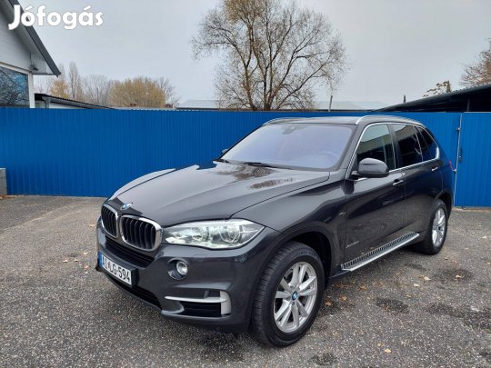 BMW X5 xdrive30d (Automata) Szakszervizben telj...