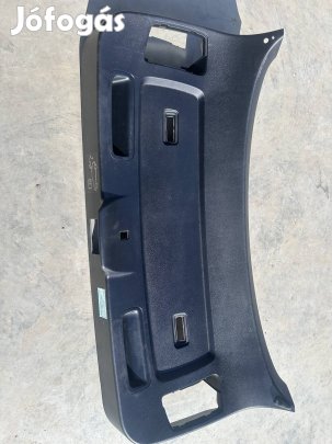 BMW X6 csomagtér ajtó belső burkolat 