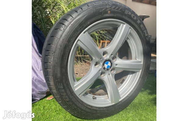 BMW felnire szerelt Bridgestone