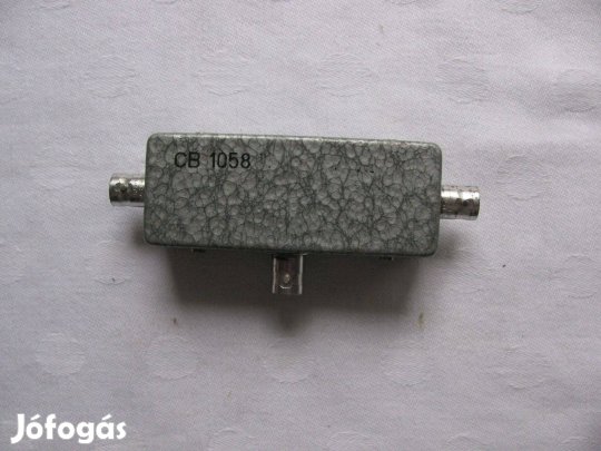 BNC-T elosztó fém dobozban