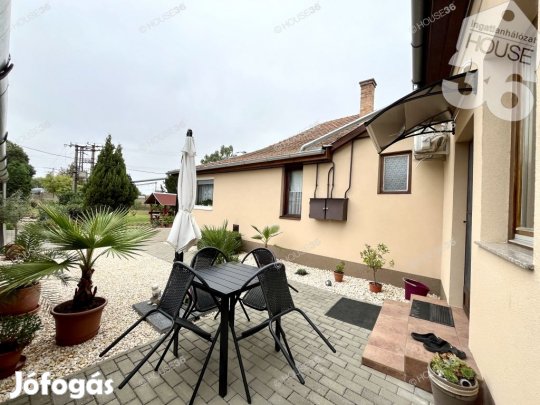 BOMBA ÁRON - Eladó kétgenerációs családi ház Kiskunfélegyházán!