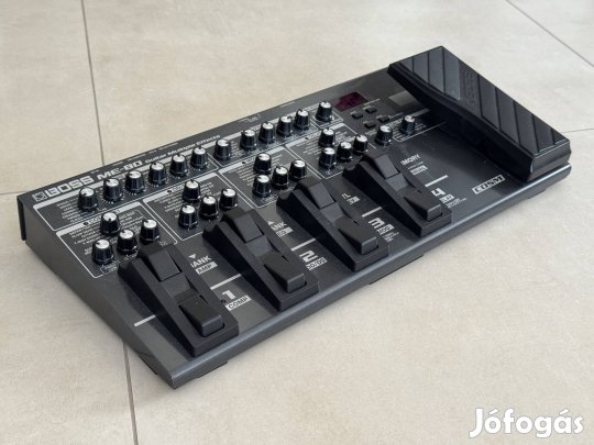 BOSS ME-80 gitár multi effekt + PSA-230S adapter
