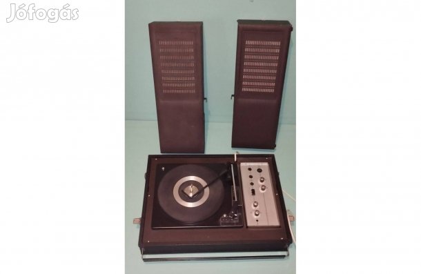BSR mechanikával szerelt vintage lemezjátszó