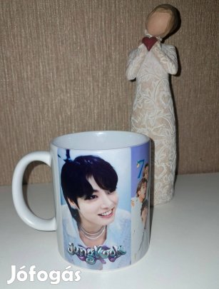 BTS Jungkook mintás bögre
