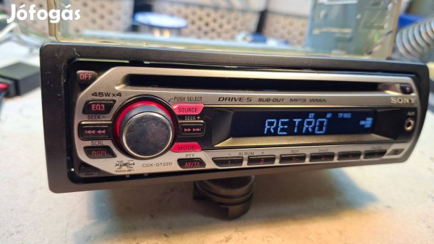 BT-s Sony CDX-GT220